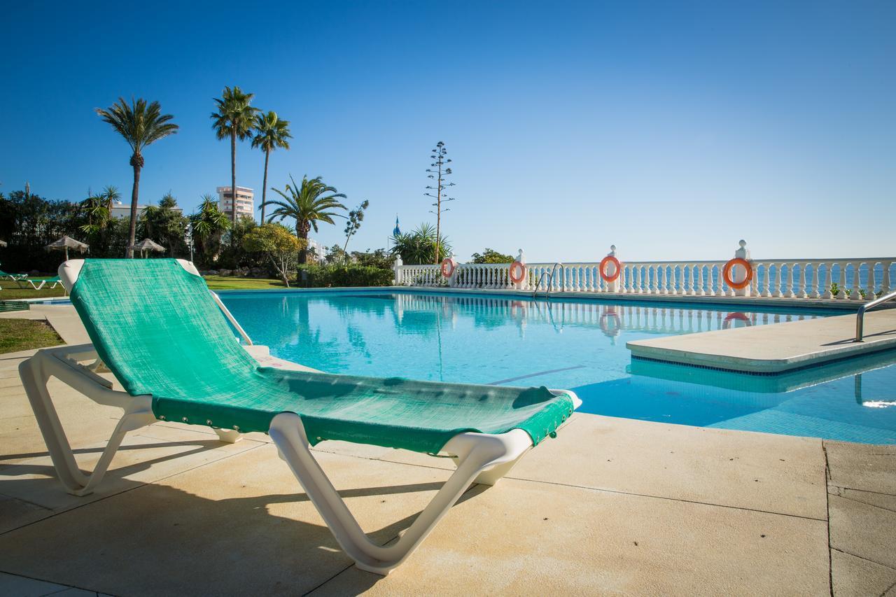 Holidays2riviera Sea Side Front Apartment